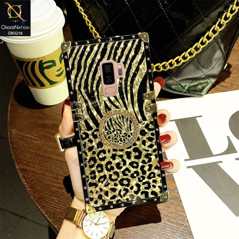 Samsung Galaxy S9 Plus Cover - Design1 - Trendy Stripes Pattern Golden Square Case With Matching Bling Ring Holder